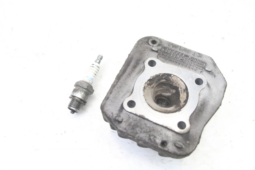 photo de CULASSE PEUGEOT ELYSTAR 50 (2002 - 2014) - Vue d’ensemble