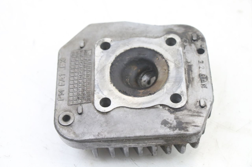 photo de CULASSE PEUGEOT TKR TREKKER FURIOUS 50 (2005 - 2014) - Gros plan technique