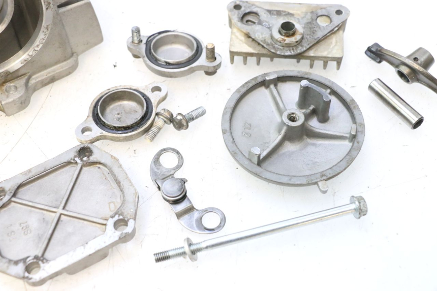 photo de CULASSE APOLLO RFZ 125 - Détails caractéristiques