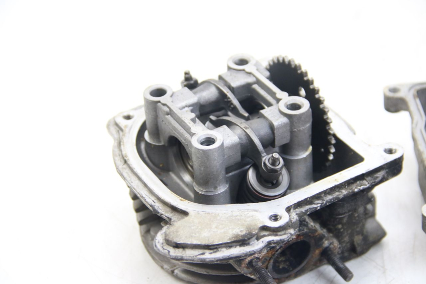 photo de CULASSE TNT MOTOR ROMA 10' 4T 50 (2019 - 2022) - Points de fixation