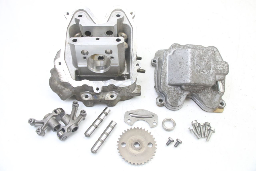 photo de CULASSE PEUGEOT SATELIS 125 (2013 - 2018) - Vue principale