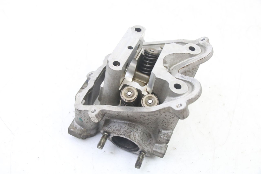 photo de CULASSE PEUGEOT SATELIS 125 (2013 - 2018) - Zoom état d’usage