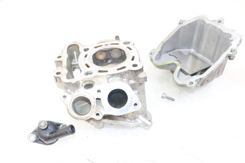 photo de CULASSE PEUGEOT SATELIS 125 (2013 - 2018) - Pièce contrôlée