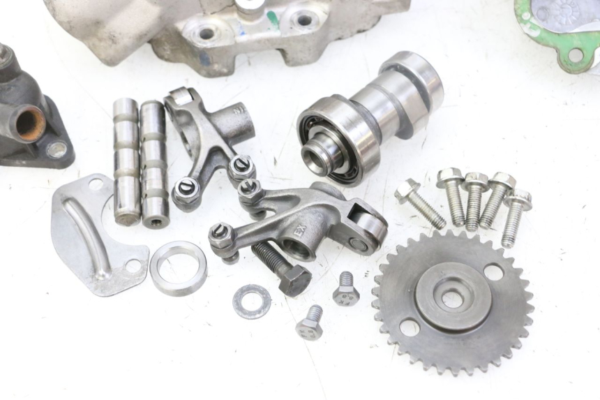 photo de CULASSE PEUGEOT SATELIS 125 (2013 - 2018) - Détail de la pièce