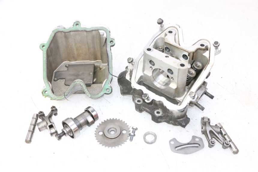 photo de CULASSE PEUGEOT SATELIS 125 (2013 - 2018) - Vue principale