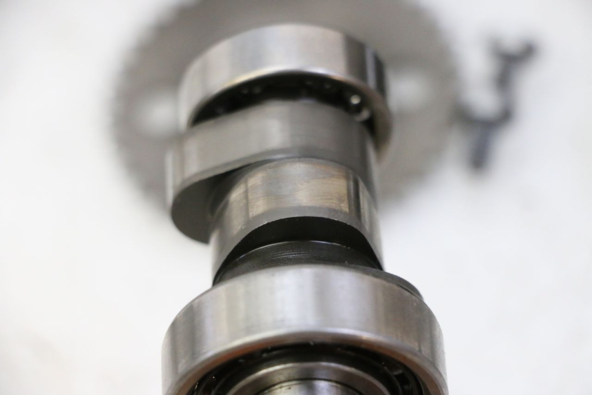 photo de CULASSE PEUGEOT SATELIS 125 (2013 - 2018) - Zoom qualité