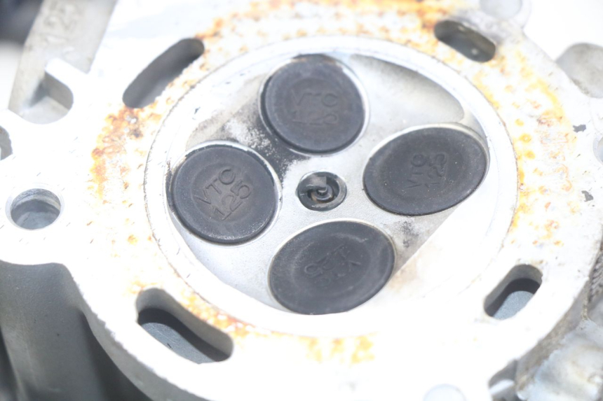 photo de CULASSE APRILIA SCARABEO LIGHT 125 (2007 - 2011) - Zoom composants