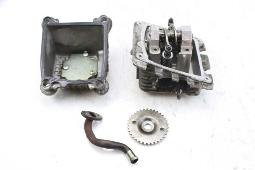 photo de CULASSE APRILIA SCARABEO 100 (2003 - 2012) - Inspection visuelle