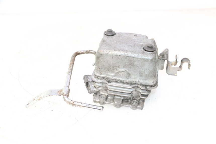 photo de CULASSE HONDA SCV LEAD 100 (2003 - 2007) - Gros plan technique