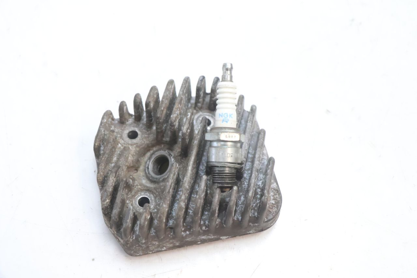 photo de CULASSE PEUGEOT SPEEDFIGHT 2 AC 50 (2000 - 2009) - Détail de la pièce