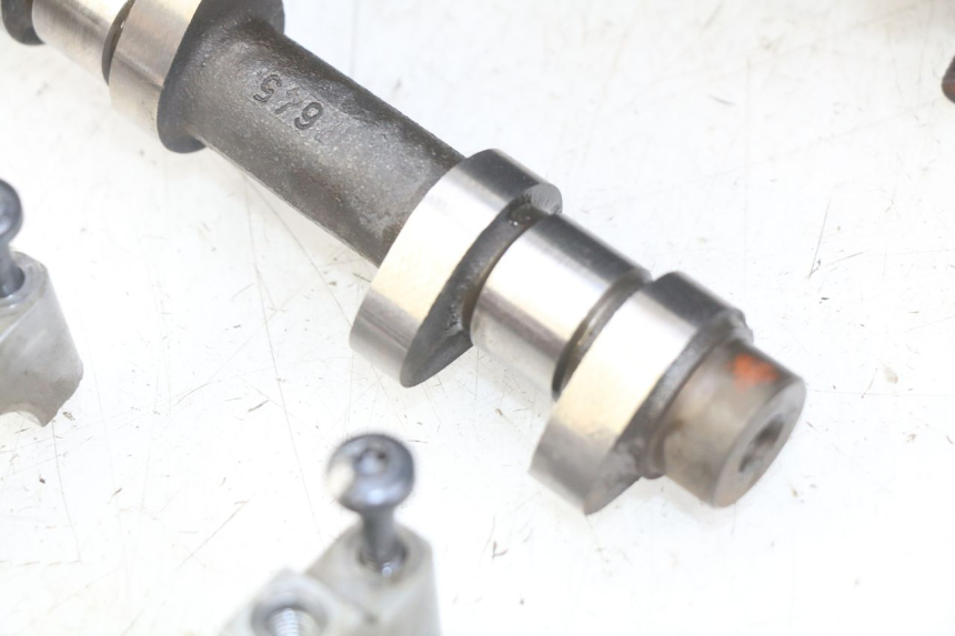 photo de CULASSE TRIUMPH SPRINT ST 955 (1999 - 2001) - Vue d’ensemble