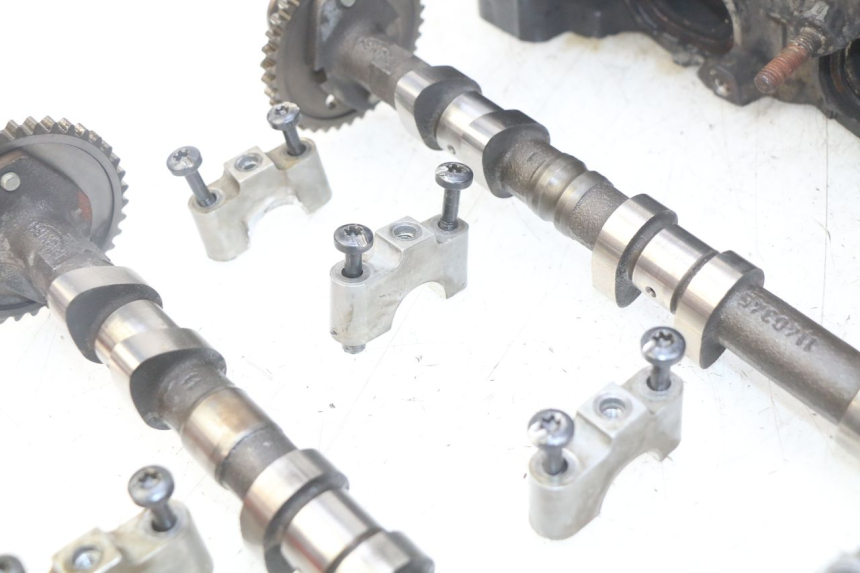 photo de CULASSE TRIUMPH SPRINT ST 955 (1999 - 2001) - État de surface