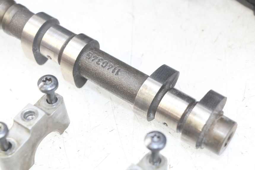 photo de CULASSE TRIUMPH SPRINT ST 955 (1999 - 2001) - Marquages et références