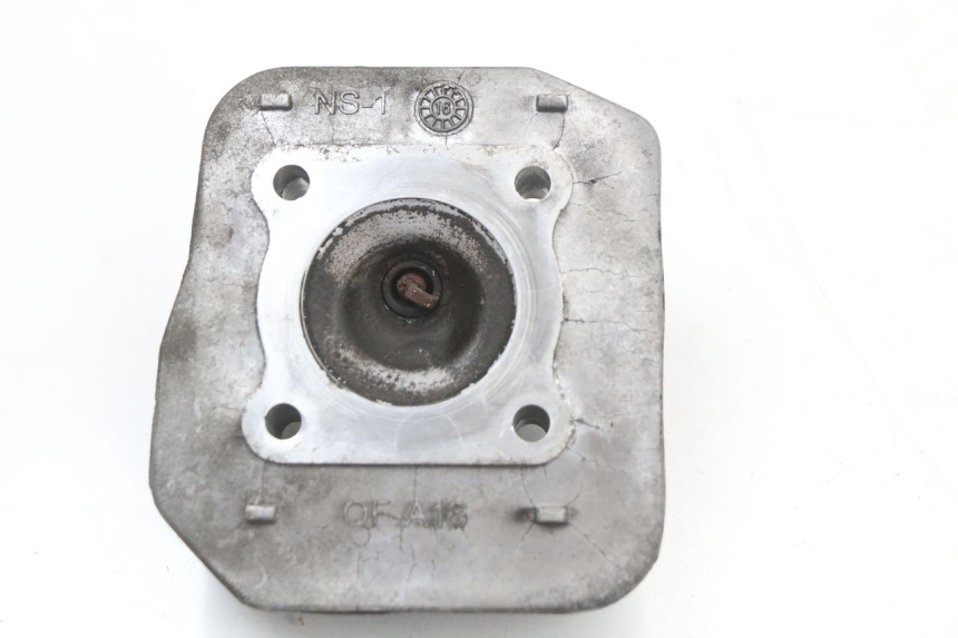 photo de CULASSE PEUGEOT STREETZONE 2T 50 (2014 - 2019) - Points de fixation