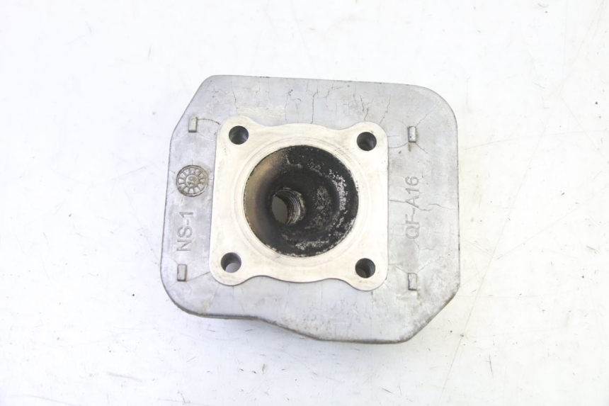 photo de CULASSE PEUGEOT STREETZONE I NAKED 2T 50 (2018 - 2020) - Gros plan technique