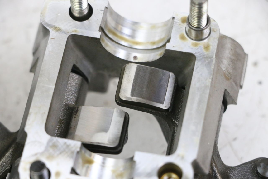 photo de CULASSE SUZUKI BURGMAN 125 (2015 - 2017) - Inspection visuelle