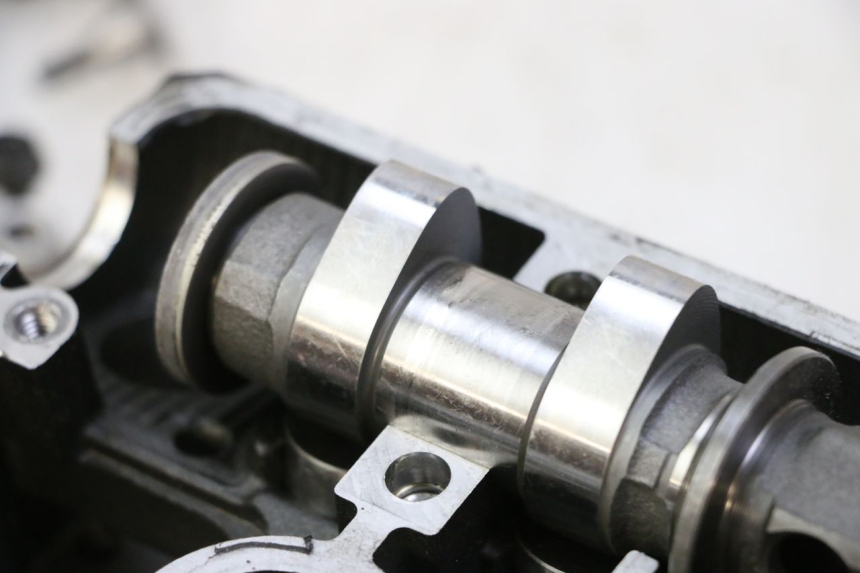 photo de CULASSE YAMAHA TDM ABS 900 (2002 - 2014) - Vue d’ensemble