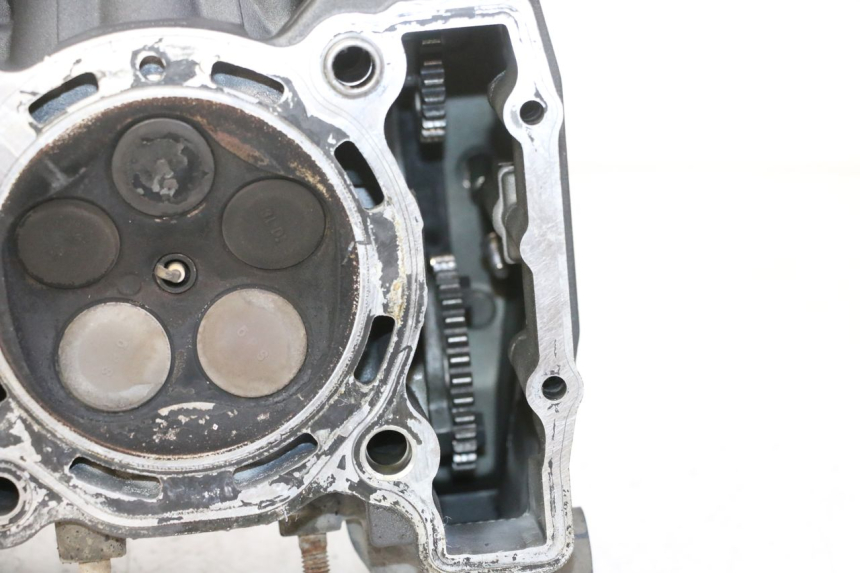 photo de CULASSE YAMAHA TDM ABS 900 (2002 - 2014) - Autre angle de vue