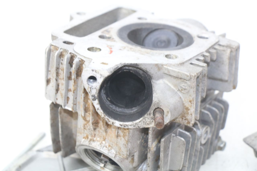 photo de CULASSE NITRO MOTORS THUNDER 125 - Gros plan technique