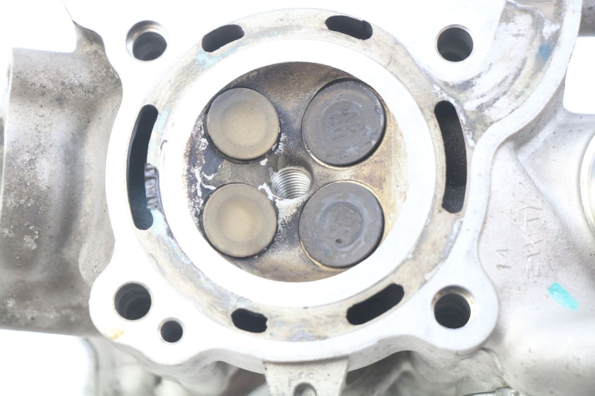 photo de CULASSE PIAGGIO VESPA GTS IGET ABS 125 (2017 - 2023) - Autre angle de vue