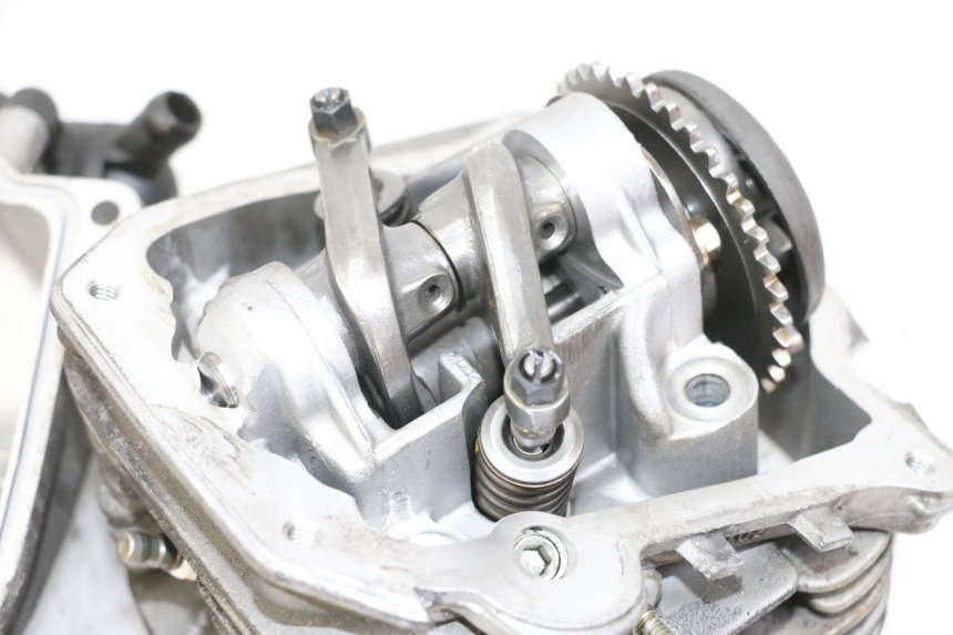 photo de CULASSE PIAGGIO VESPA LX 150 (2005 - 2013) - Zoom qualité