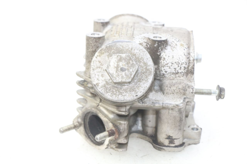 photo de CULASSE PEUGEOT VIVACITY NEW 4T 50 (2008 - 2017) - Gros plan technique