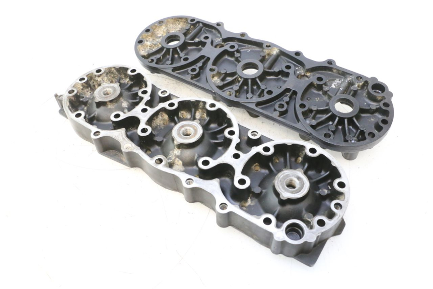 photo de CULASSE YAMAHA WAVE RUNNER GP R 1200 (2000 - 2003) - Vue principale
