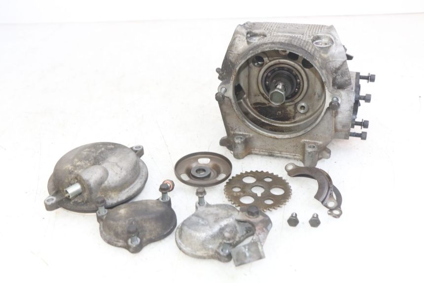 photo de CULASSE YAMAHA X-MAX XMAX 250 (2006 - 2009) - Zoom composants