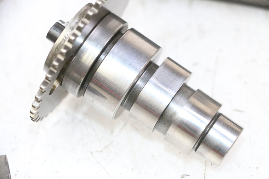 photo de CULASSE PIAGGIO XEVO - X EVO 125 (2007 - 2017) - Détail de la pièce