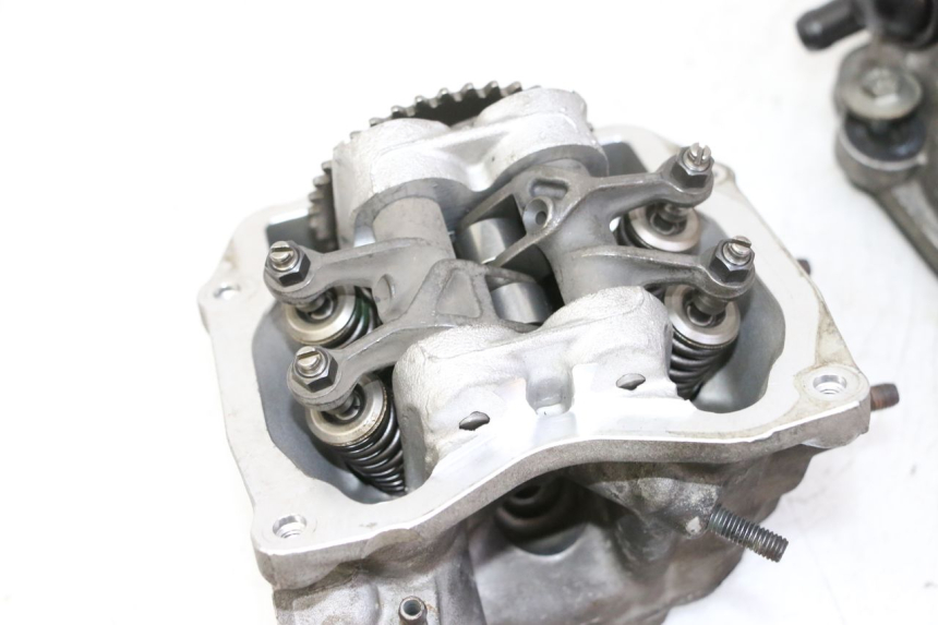 photo de CULASSE PIAGGIO XEVO - X EVO 125 (2007 - 2017) - Points de fixation