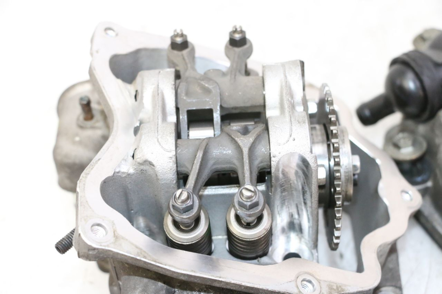 photo de CULASSE PIAGGIO XEVO - X EVO 125 (2007 - 2017) - État de surface