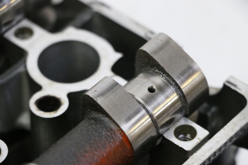 photo de CULASSE YAMAHA XJ6 600 (2008 - 2016) - Vue rapprochée