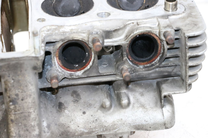 photo de CULASSE YAMAHA XJ600 XJ DIVERSION 600 (1992 - 1997) - Zoom état d’usage