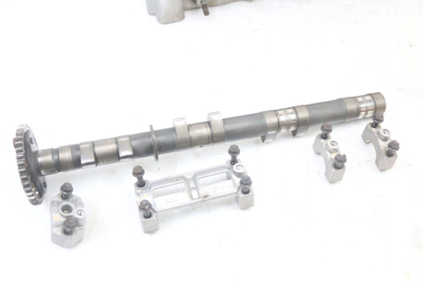 photo de CULASSE YAMAHA FJR ABS 1300 (2006 - 2012) - Angle alternatif