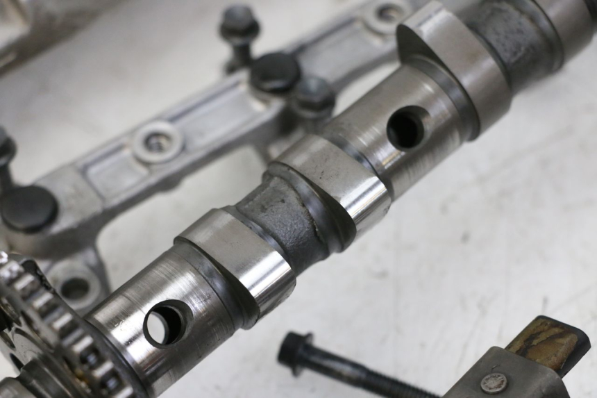 photo de CULASSE YAMAHA FZS FAZER 600 (2001 - 2003) - Zoom état d’usage