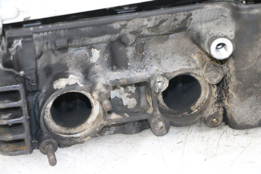 photo de CULASSE YAMAHA FZS FAZER 600 (2001 - 2003) - Marquages et références