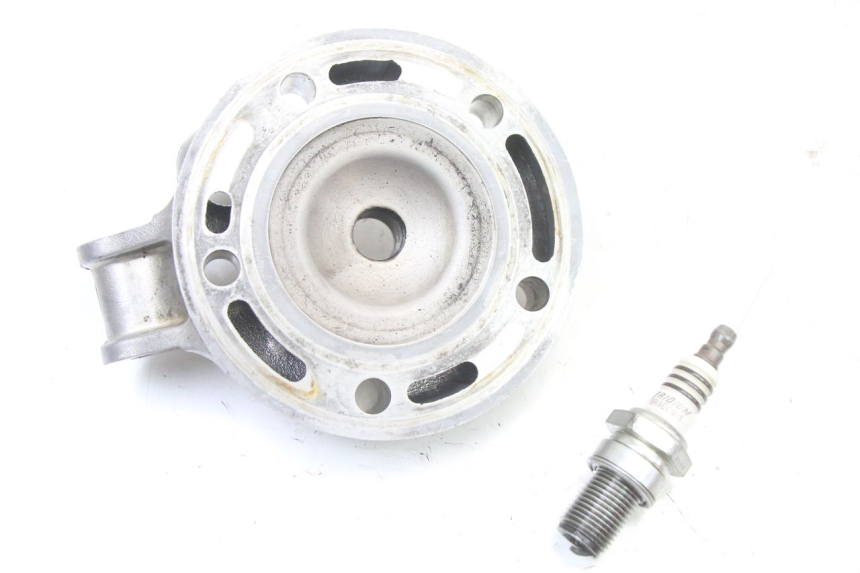 photo de CULASSE YAMAHA YZ 125 (2006 - 2016) - Gros plan technique