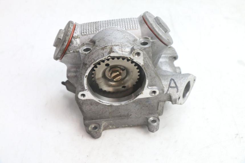 photo de CULASSE YAMAHA YP MAJESTY 125 (1998 - 2001) - Vue principale