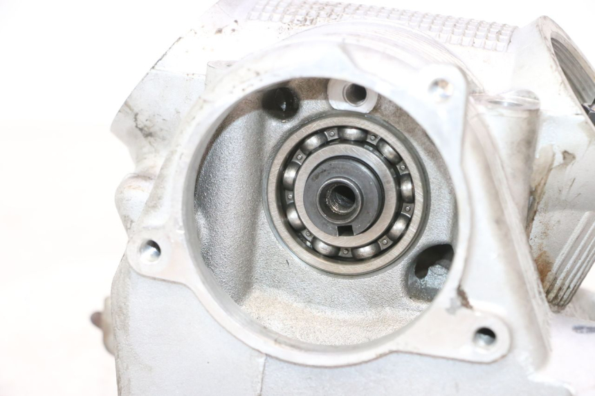photo de CULASSE YAMAHA YP MAJESTY 125 (1998 - 2001) - Détail de la pièce