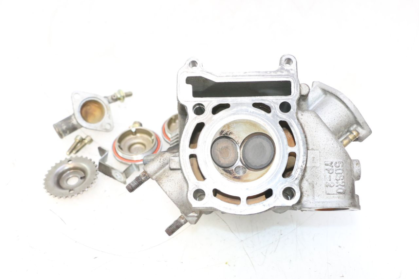 photo de CULASSE YAMAHA YP MAJESTY 125 (2007 - 2010) - Vue rapprochée