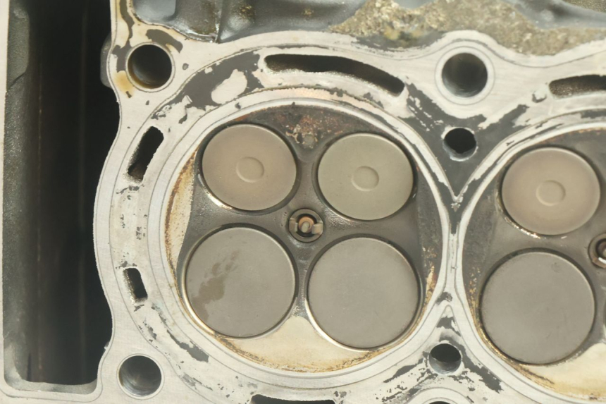 photo de CULASSE YAMAHA YZF R6 600 (2008 - 2009) - Vue d’ensemble