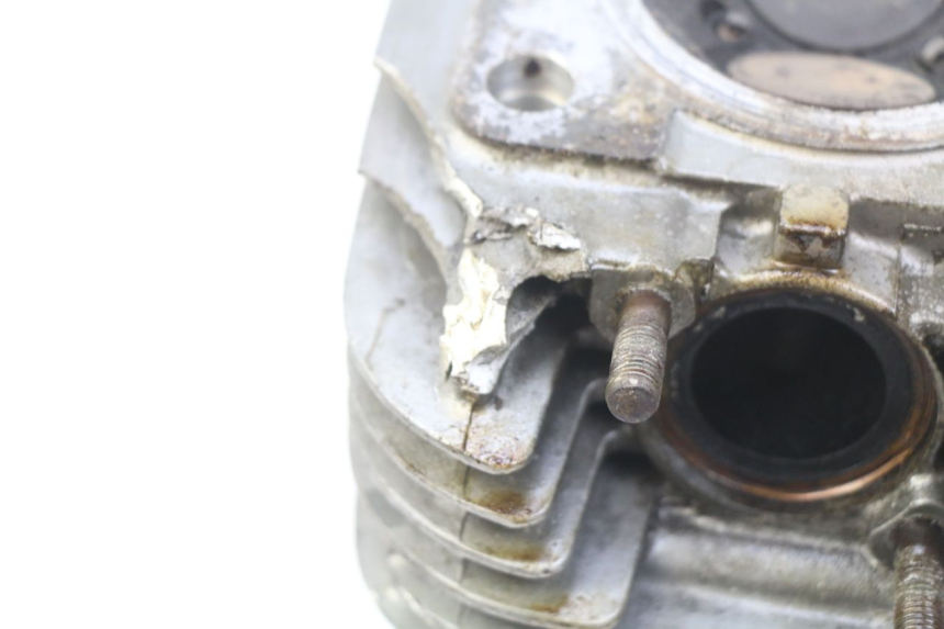 photo de CULASSE KAWASAKI ZEPHYR 1100 ( - 1995) - Vue d’ensemble