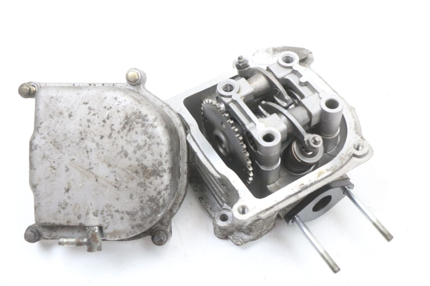 photo de CULASSE UNIVERSAL BIKE ZN50QT-11B 50 (2018 - 2021) - Gros plan technique