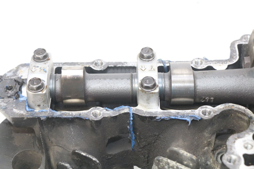 photo de CULASSE KAWASAKI ZR7 ZR-7 S 750 (1999 - 2004) - Angle alternatif