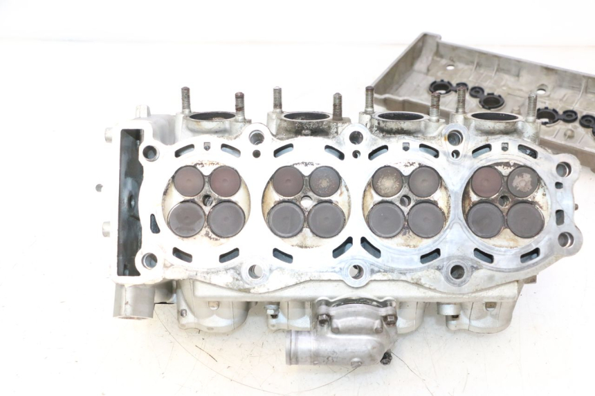 photo de CULASSE KAWASAKI ZX-6R ZX6R 600 (2000 - 2002) - Aperçu profil