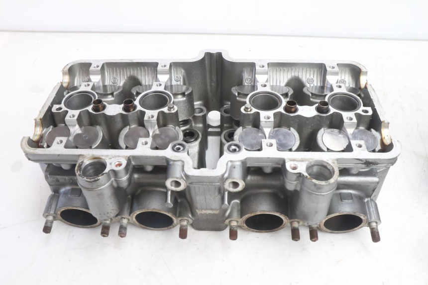 photo de CULASSE KAWASAKI ZZR 600 (1995 - 2004) - Détail de la pièce