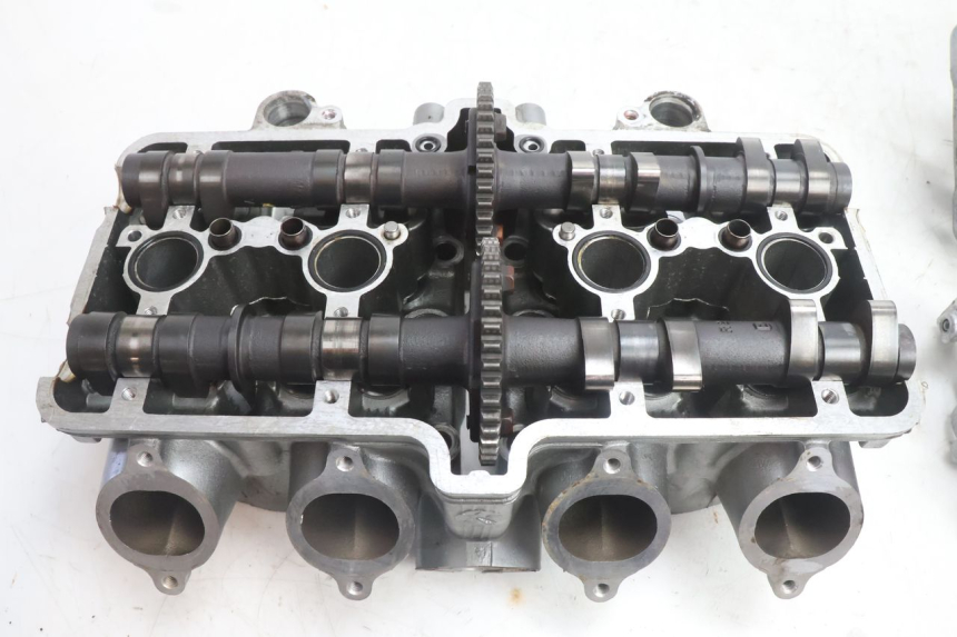 photo de CULASSE KAWASAKI ZZR 600 (1995 - 2004) - Zoom qualité