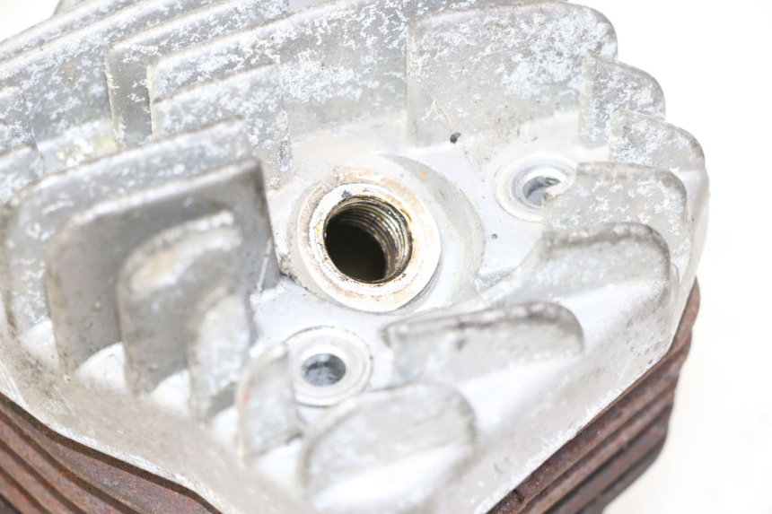 photo de CYLINDRE PEUGEOT KISBEE 2T 50 (2010 - 2017) - État de surface