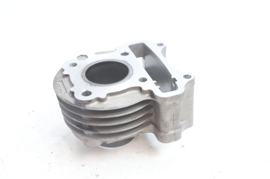 photo de CYLINDRE PEUGEOT KISBEE 4T 50 (2010 - 2017) - Vue principale