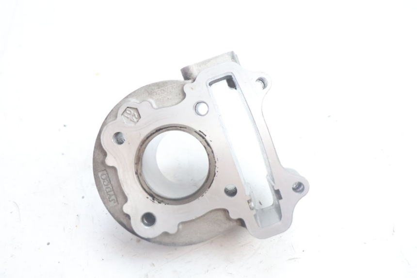 photo de CYLINDRE PEUGEOT KISBEE 4T 50 (2010 - 2017) - Zoom état d’usage